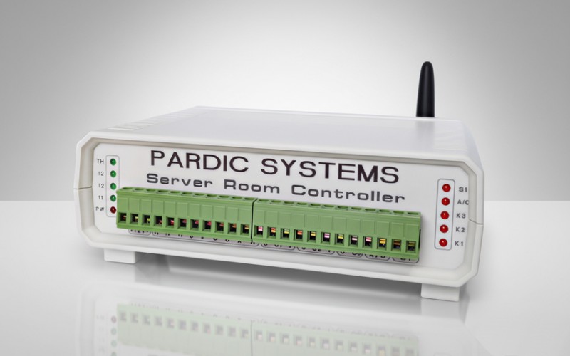 کنترل هوشمند دما و رطوبت در اتاق سرور